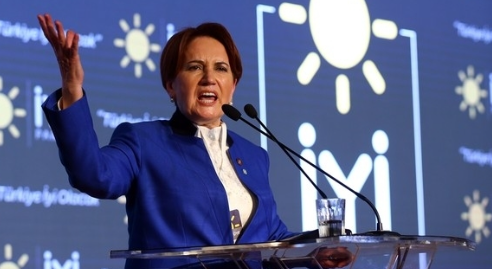 Akşener odadan çıktı… Milletvekilleri bölündü… İYİ Parti GİK’ten detaylar ortaya çıktı