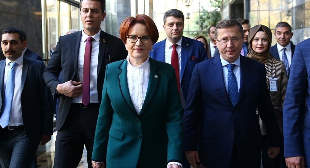 Akşener'den İnce'ye sert eleştiriler... 'Anlayamıyorum, bir yere oturtamıyorum'