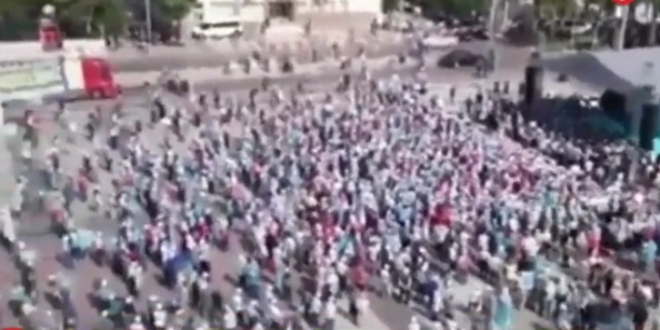 Akşener Manisa'da umduğunu bulamadı