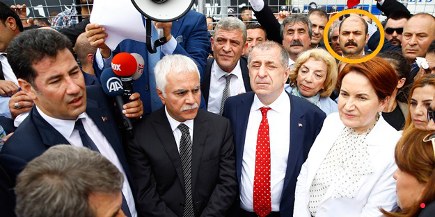 Akşener'in arkasındaki TERMALCİ