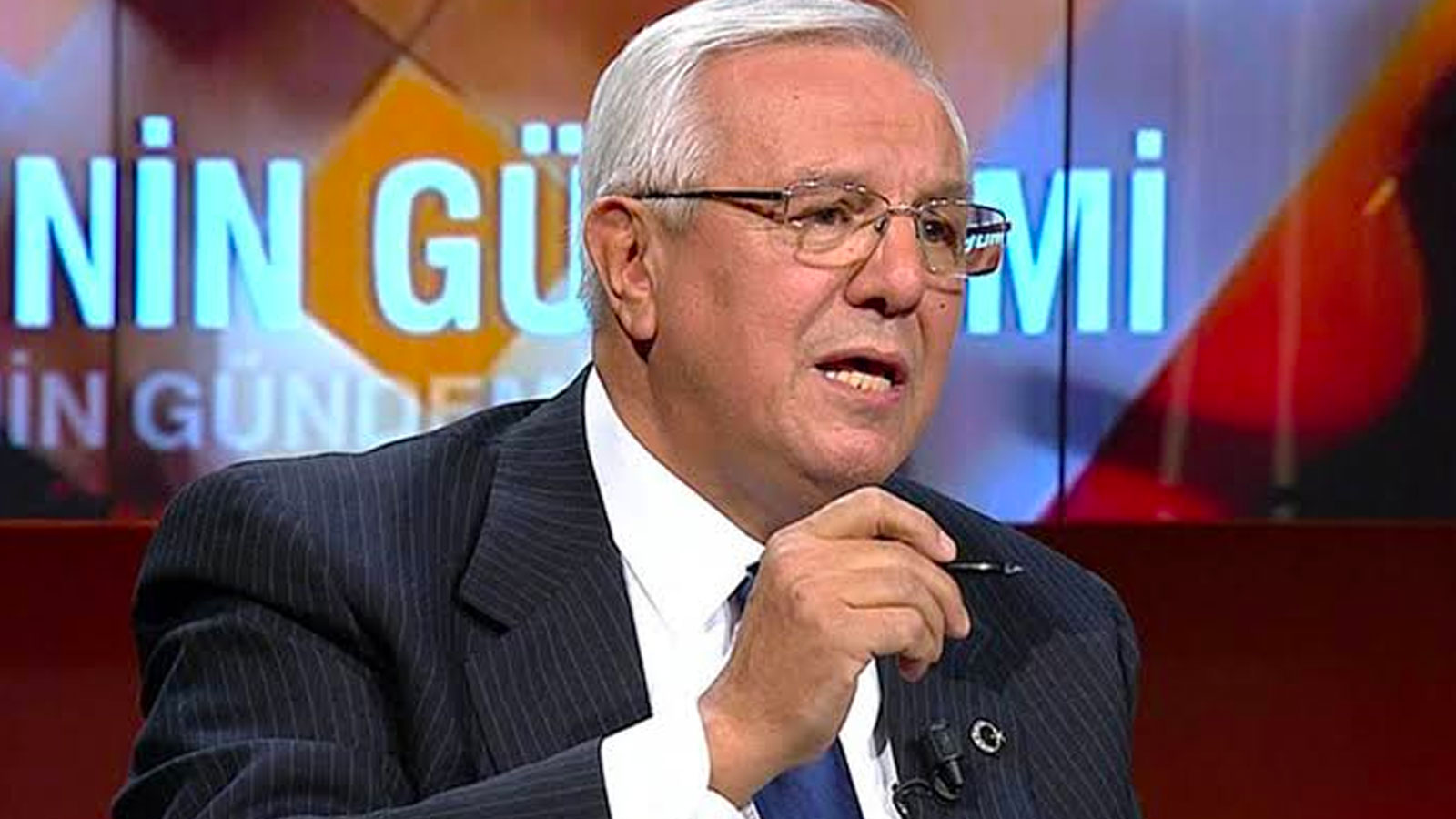 Akşener'in tetikçisinden iğrenç sözler! Sana da bu yakışır