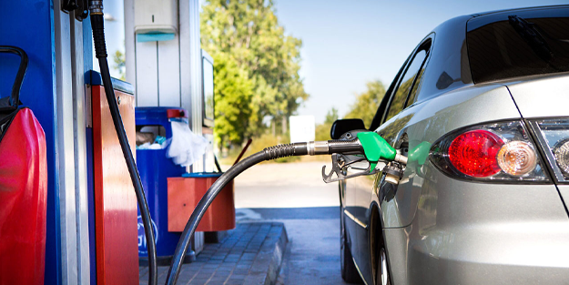 Aksi takdirde aracınız hurdaya çıkar! Arabanıza Yanlış Yakıt Koyulursa Hemen Yapmanız Gereken 2 Şey