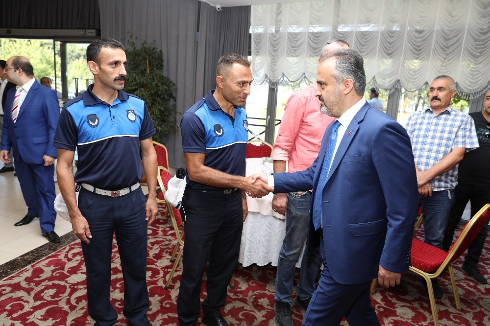 Aktaş: “Adamına göre muâmele yok” 