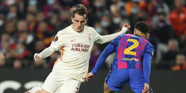 Aktürkoğlu'nu Camp Nou'da takip ettiler