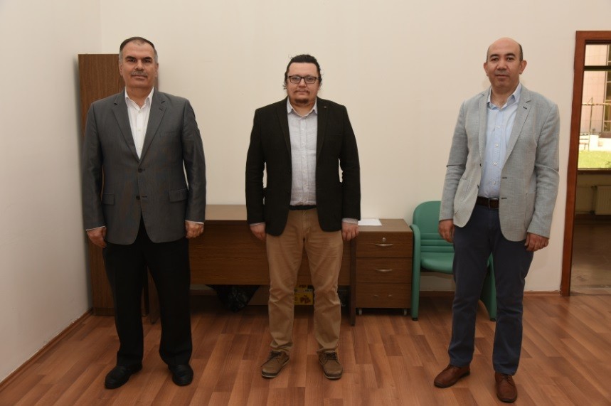 AKÜSEM’de bayrak değişimi 