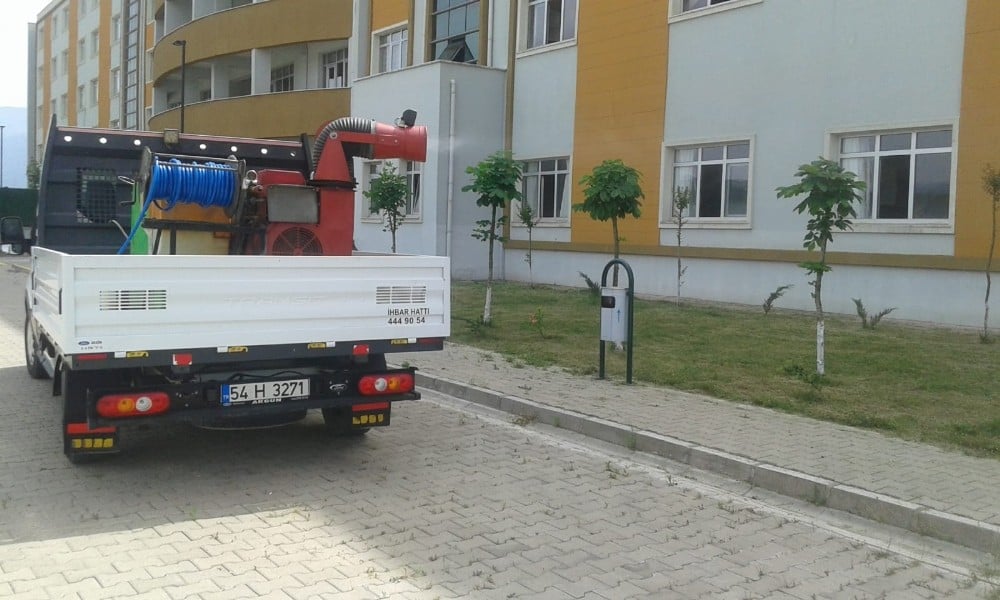 Akyazı Belediyesi’ne yeni ilaçlama makinesi 