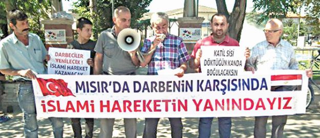 AKYAZI’DAN MISIRLI MÜSLÜMANLARA DESTEK