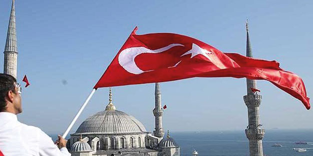 Al bayrağı aşağılayan hainin cezası belli oldu