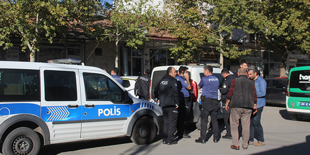 Alacak verecek meselesinde kan aktı! Önünü kesip pompalı tüfekle vurdu