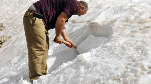 Alanya ilçesinde onun için kilometrelerce yol yapıyorlar!