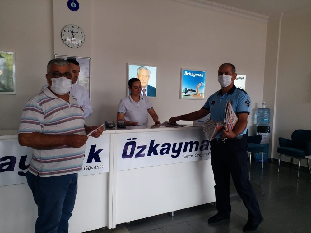 Alanya Otogarı’nda maske dağıtıldı 
