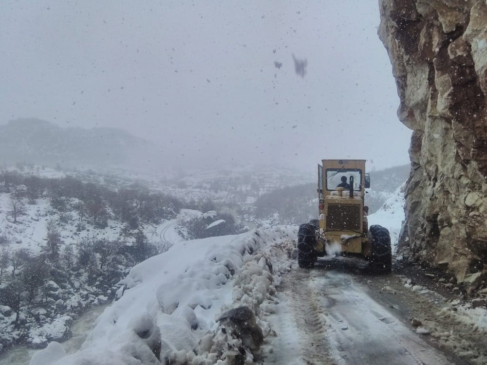 Alanya ve Demre’de kapanan yollar açılıyor 