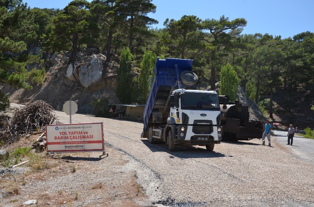 Alanya Yaylakonak yolu asfaltlanıyor 