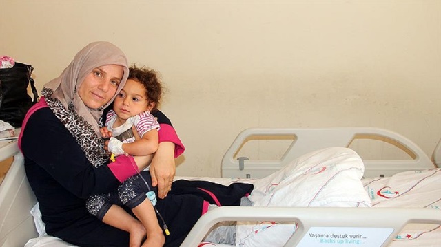 Alanya'da beşinci kattan düşen bebek kurtuldu