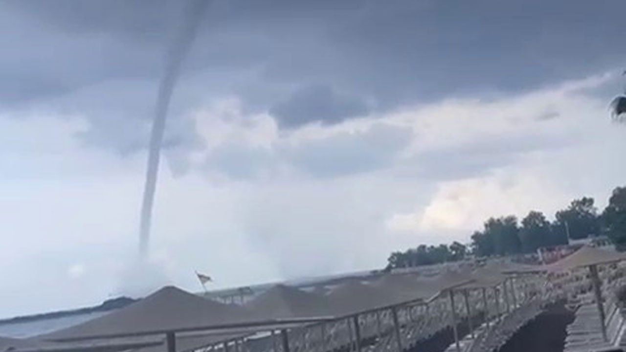 Alanya’da korkutan hortum