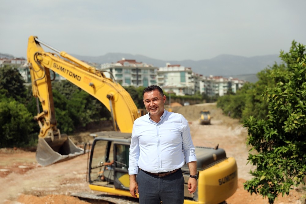Alanya’da üç başkan eskiten yol hizmete giriyor 