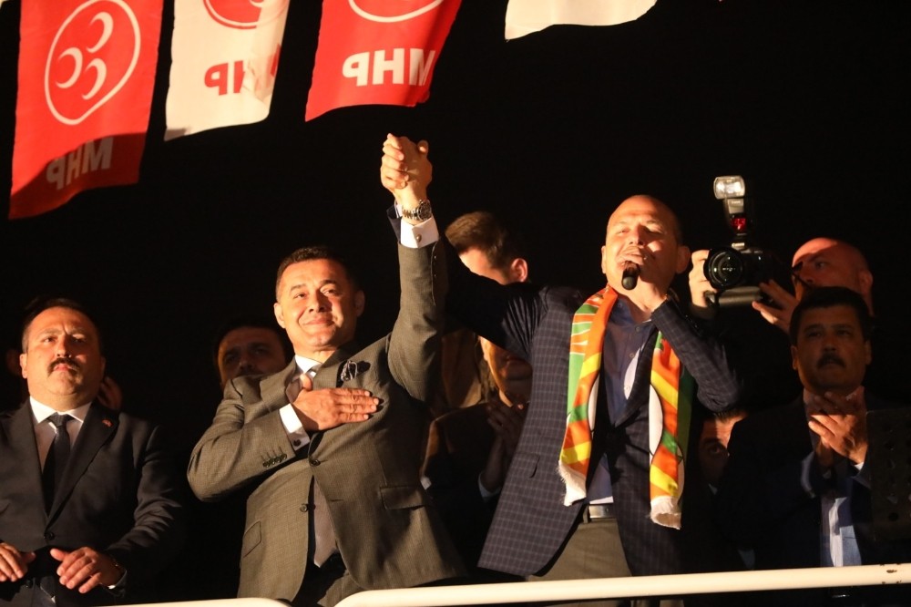 Alanya’daki Cumhur İttifakı’nın seçim ofisi Bakan Soylu’nun katılımıyla açıldı 