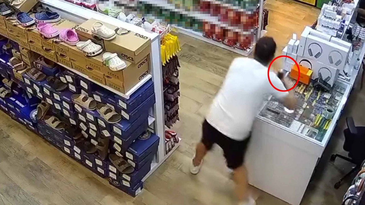 Alanya’daki depremde ilginç anlar! Türk usulü depremden kaçış anı