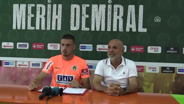 Alanyaspor 20 yaşındaki oyuncuyu kadrosuna kattı