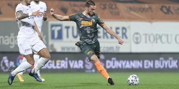 Alanyaspor evinde dağıldı