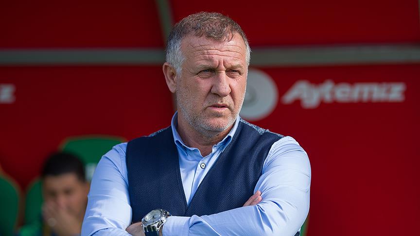 Alanyaspor Teknik Direktörü Bakkal: Rahatlamamız için çok mesafe gerekiyor