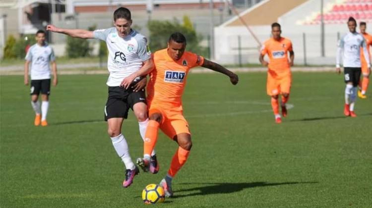 Alanyaspor, Tosno ile berabere kaldı!