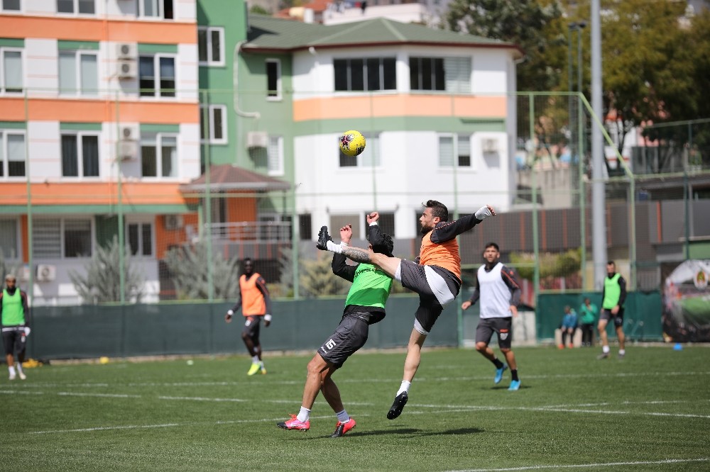 Alanyaspor’dan korona virüs kararı 