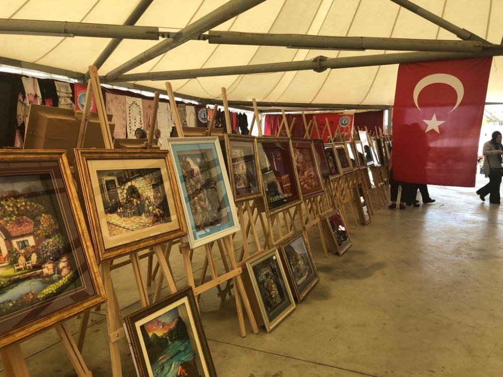 Alaplı’da Halk Eğitim Sergisi açıldı 