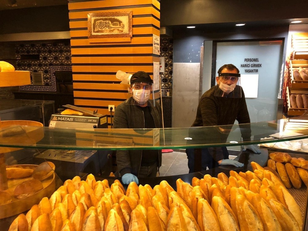 Alaplı’da yüz koruyucu maske üretimi başladı 