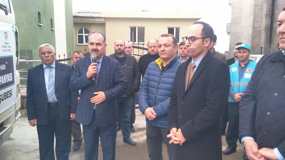Alaplı’dan İdlib’e yardım tırı yola çıktı 