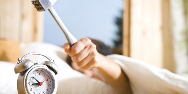 Alarmı erteleyip tekrar uyuyorsanız dikkat!