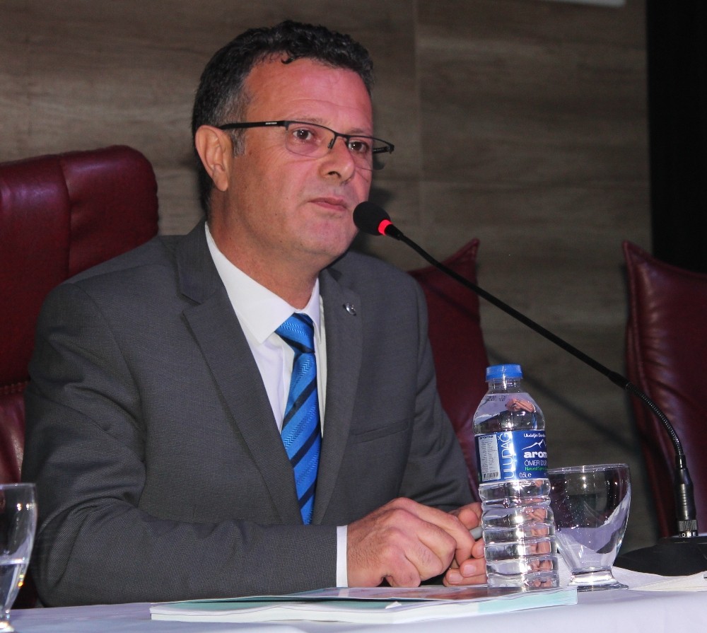 Alaşehir’de yeni dönemin ilk belediye meclisi toplandı 