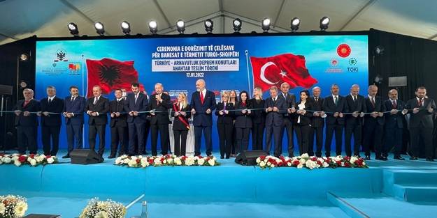 Albayrak İnşaat Arnavutluk için söz verdiği konutları teslim etti