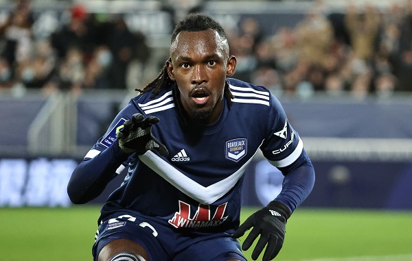 Alberth Elis kimdir kaç yaşında hangi takımlarda oynadı?