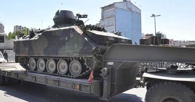 Alçak darbeciler füze sistemlerini bile çalmışlar