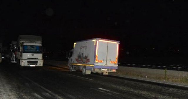 Alçaklar, karakolun önüne bomba yüklü kamyonet bıraktı