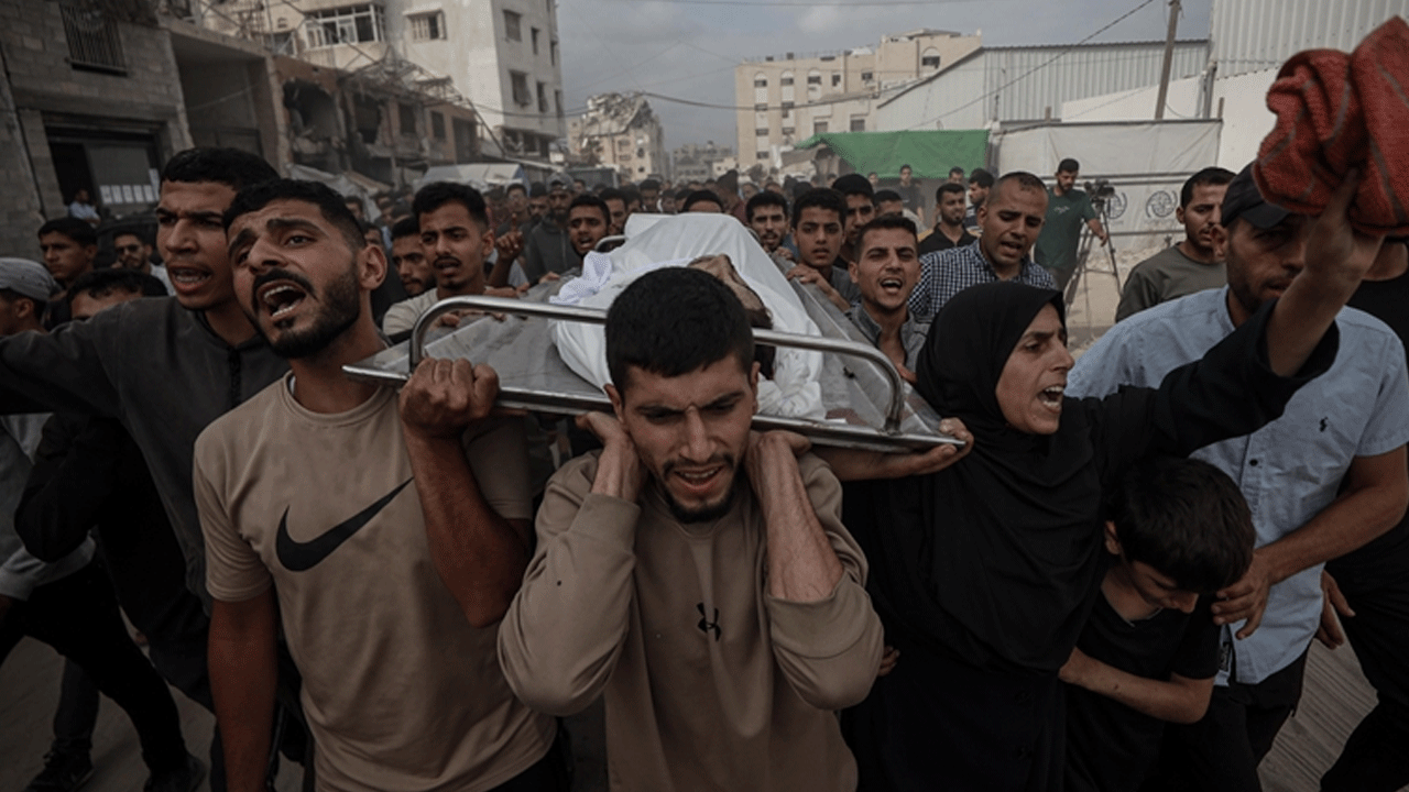 Alçaklar yine vurdu: Gazze'de yardım bekleyenler hedef alındı!