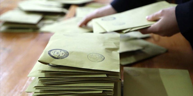 Alçaklıkta resmen zirve yaptılar! Depremzedelere hakaret üstüne hakaret