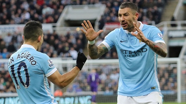 Aleksandar Kolarov'u Tosic ikna etti