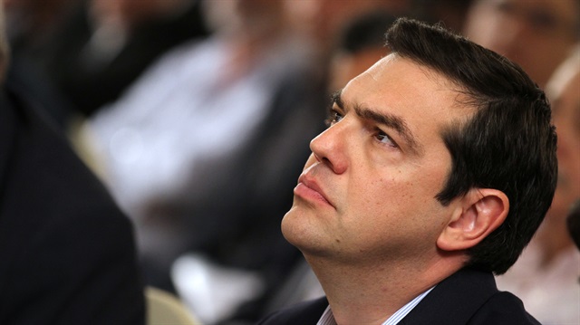 Aleksis Çipras'tan İngiltere'ye uyurgezer benzetemesi