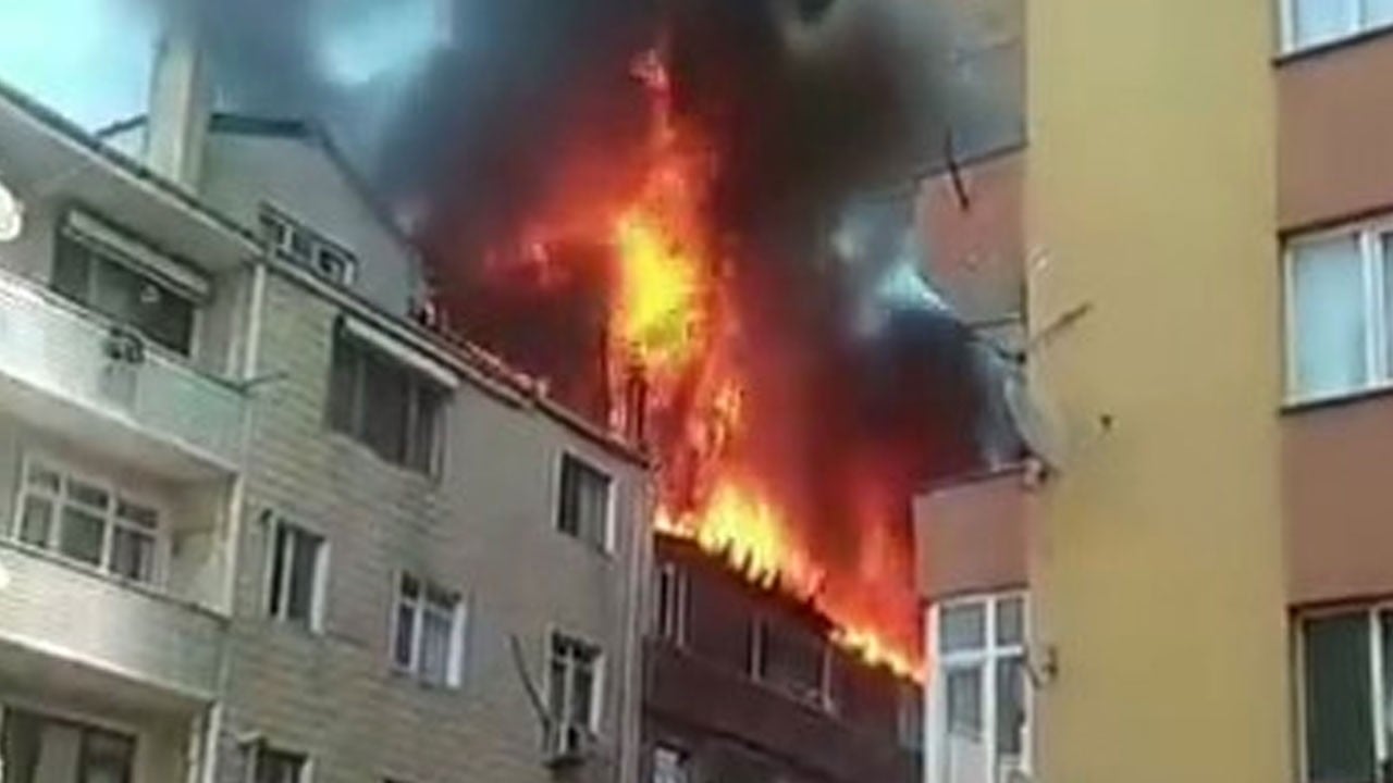 Alevler 2 binayı sardı! Gaziosmanpaşa'da korkutan yangın