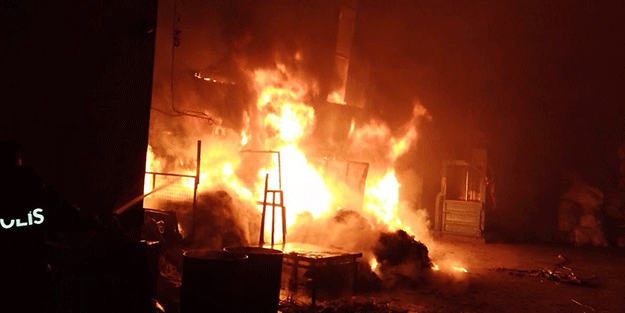 Alevler geceyi aydınlattı! Bütün gece yandı