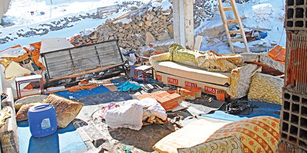 Alevlerden karların üzerine