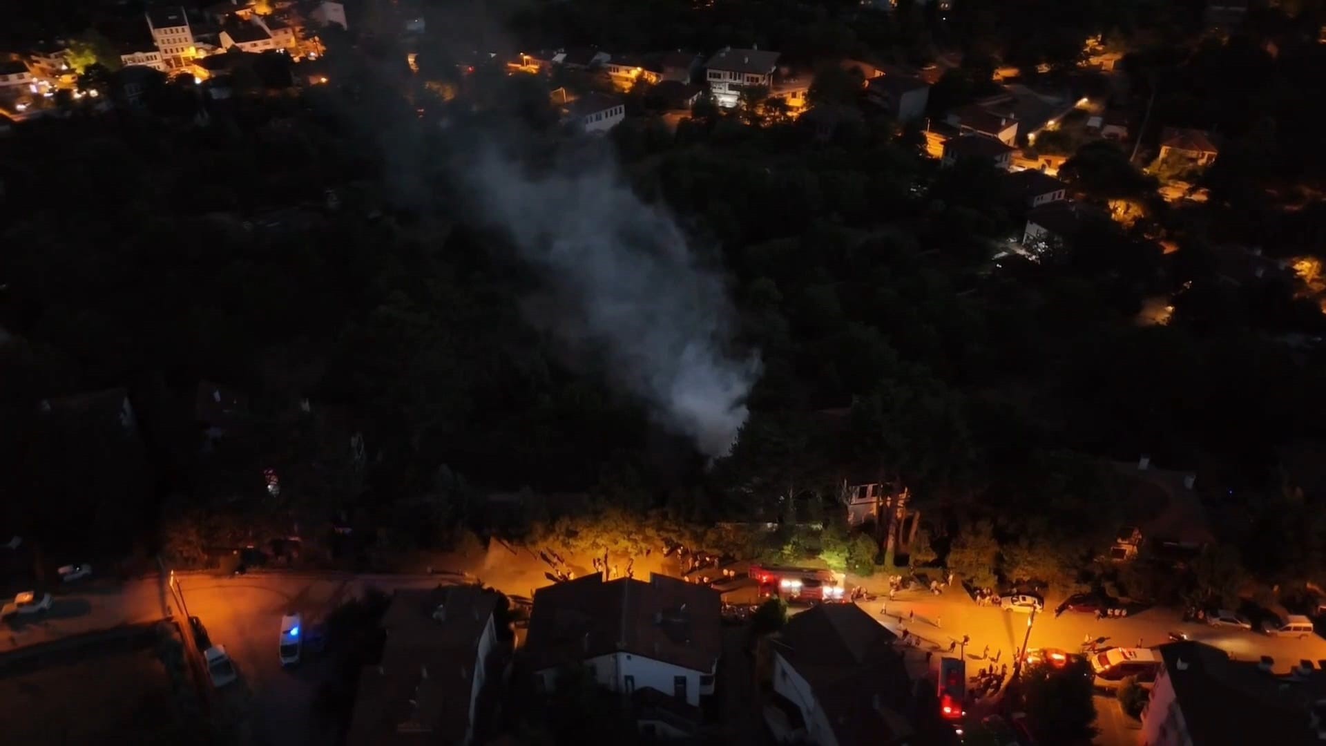 Alevlere teslim olan müştemilat kamerada