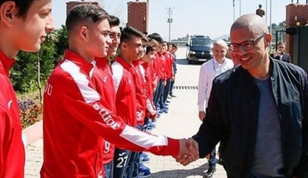 Alex de Souza: Gönlüm Fenerbahçe'den yana