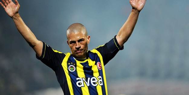 Alex De Souza'dan şehit mesajı!