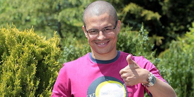 Alex yeni işine resmen başladı