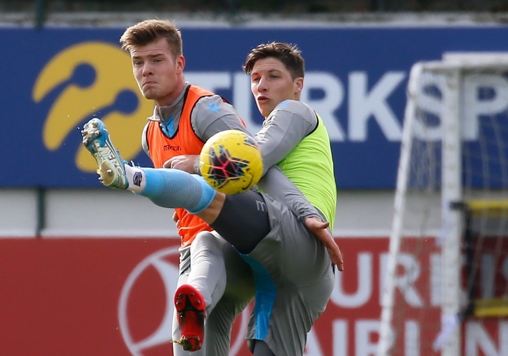 Alexander Sörloth Fenerbahçe’yi bekliyor 