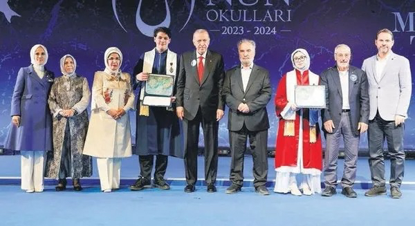 Algı oyunlarına devam! Berat Albayrak'a çirkin iftira! Vallahi yazık