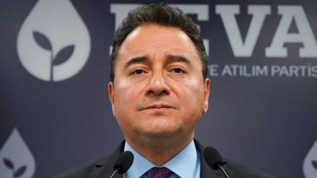 Ali Babacan'dan 